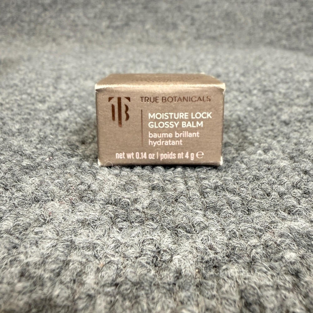 True Botanicals Moisture Lock Glossy Balm 0.14oz Lip Treatment New in Box